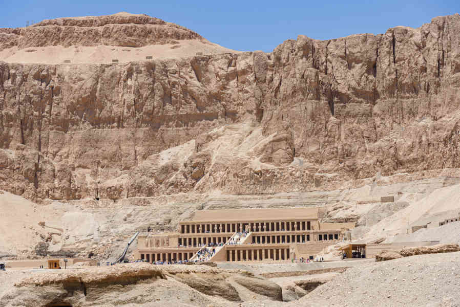 Egipto 273 - Templo de Hatshepsut.jpg